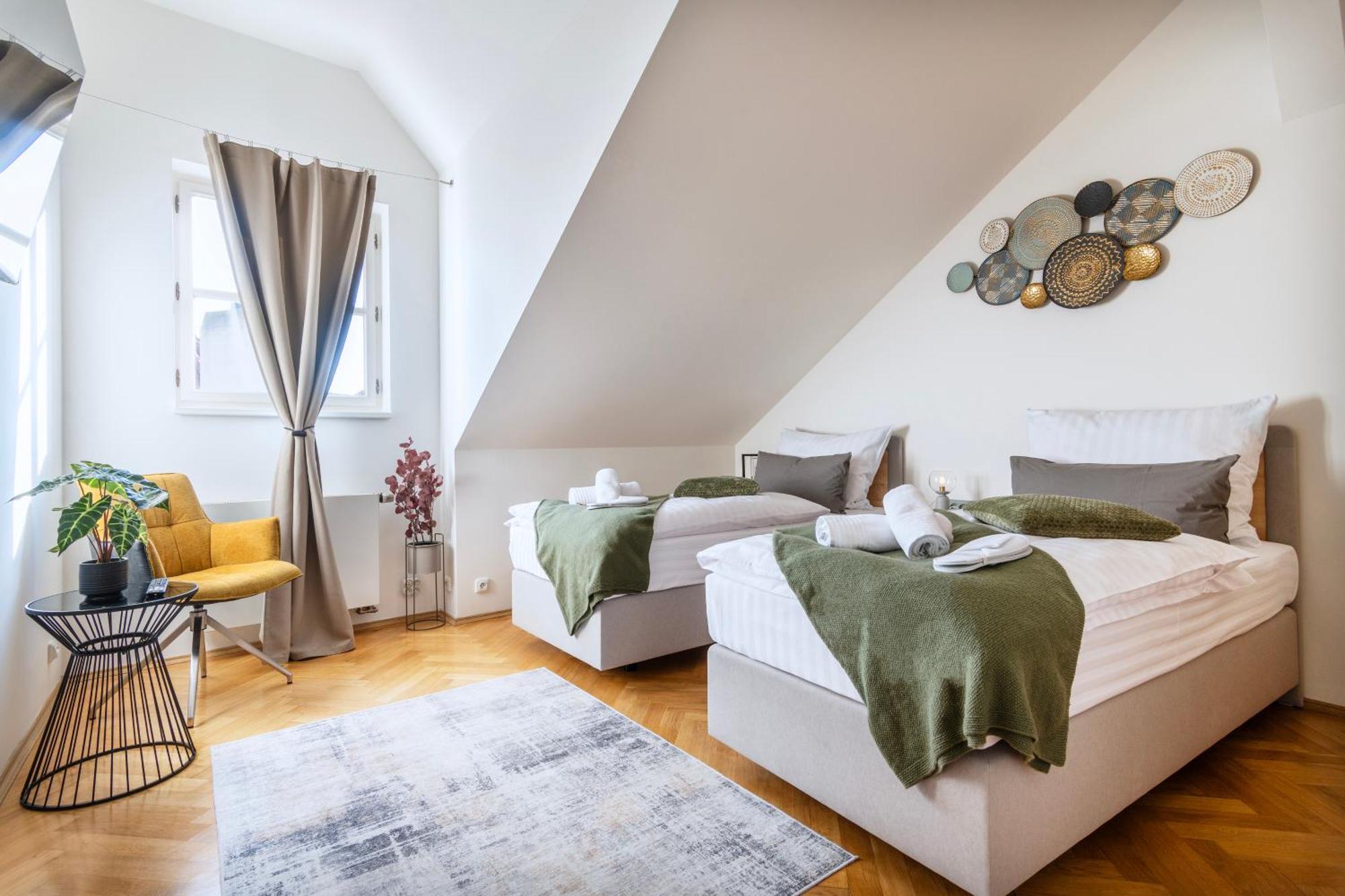 Duplex 165m2 With Views Only 30 Seconds To Charles Bridge * Prague